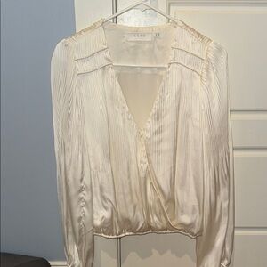 ASTR Women's Cream Blouse XS